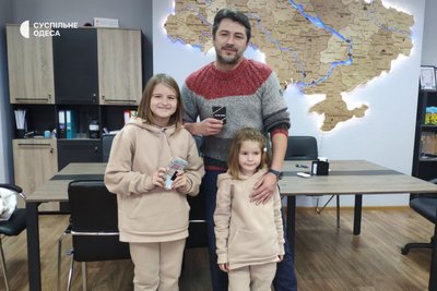 Грала у вікторину: 10-річна жителька Одещини передала фонду Притули 31 тисячу гривень Грала у вікторину: 10-річна жителька Одещини передала фонду Притули 31 тисячу гривень