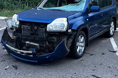 Автомобіль, пошкоджений внаслідок влучання БпЛА по заправці в Наталинській громаді Берестинського району, 28 червня 2026 року Автомобіль, пошкоджений внаслідок влучання БпЛА по заправці в Наталинській громаді Берестинського району, 28 червня 2026 року
