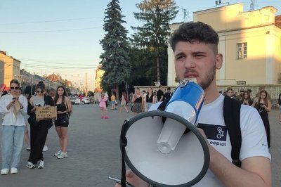 Лучани вдруге вийшли на акцію протесту проти закону №12414 Лучани вдруге вийшли на акцію протесту проти закону №12414