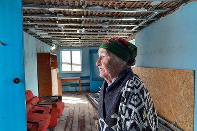 Вижити без будинку. На Миколаївщині 81-річна пенсіонерка мріє про відновлення житла Вижити без будинку. На Миколаївщині 81-річна пенсіонерка мріє про відновлення житла