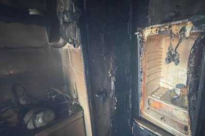 Пожежа у квартирі в Луцьку: з дев'ятого поверху евакуювали чотирьох людей, серед яких підліток Пожежа у квартирі в Луцьку: з дев'ятого поверху евакуювали чотирьох людей, серед яких підліток