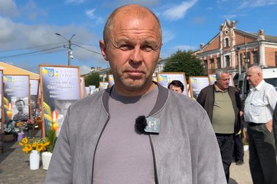 "Він дуже любив свою маму": у Дубні попрощалися із 43-річним солдатом Вадимом Медиковським "Він дуже любив свою маму": у Дубні попрощалися із 43-річним солдатом Вадимом Медиковським