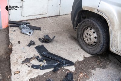 В Одесі через атаку РФ пошкоджено СТО та склад з одягом: фото наслідків В Одесі через атаку РФ пошкоджено СТО та склад з одягом: фото наслідків