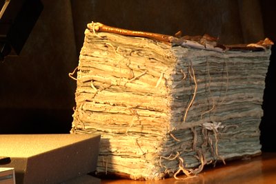 Оцифрування генеалогічних документів: у Державному архіві Житомирської області встановили нову техніку