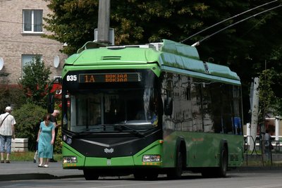 У Житомирі хочуть підвищити вартість проїзду у громадському транспорті: думка експерта та реакція людей У Житомирі хочуть підвищити вартість проїзду у громадському транспорті: думка експерта та реакція людей