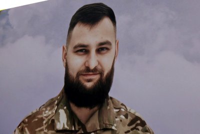 У громаді на Волині відкрили Алею слави в пам'ять про загиблих військових У громаді на Волині відкрили Алею слави в пам'ять про загиблих військових