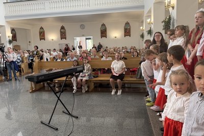 У Житомирі освятили пам’ятник Іоанну Павлу ІІ: монумент відкрили до дня народження понтифіка У Житомирі освятили пам’ятник Іоанну Павлу ІІ: монумент відкрили до дня народження понтифіка