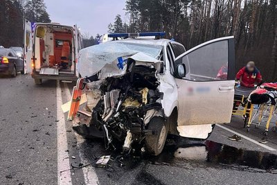 На трасі під Києвом сталася ДТП із декількома авто: троє потерпілих в лікарні На трасі під Києвом сталася ДТП із декількома авто: троє потерпілих в лікарні