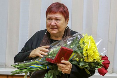 У Житомирі рідним загиблих захисників вручили державні нагороди У Житомирі рідним загиблих захисників вручили державні нагороди