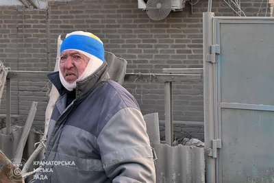 Шукав дружину під завалами будинку. Подробиці обстрілу Краматорська вдень 25 лютого Шукав дружину під завалами будинку. Подробиці обстрілу Краматорська вдень 25 лютого