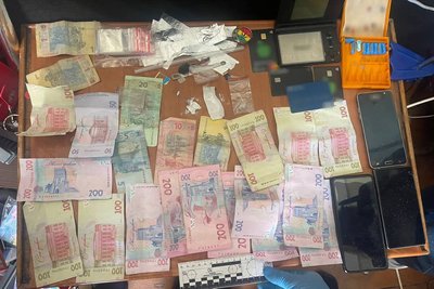 Трьох волинян підозрюють у виготовленні і збуті наркотиків Трьох волинян підозрюють у виготовленні і збуті наркотиків