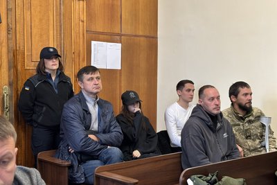Справа про вбивство Даниїла Бельченка: на суді у Житомирі допитали свідків та досліджували кулю Справа про вбивство Даниїла Бельченка: на суді у Житомирі допитали свідків та досліджували кулю