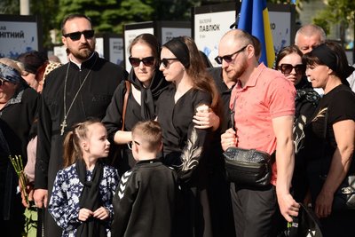 У Рівному попрощалися зі старшим солдатом Ігорем Нечипориком У Рівному попрощалися зі старшим солдатом Ігорем Нечипориком