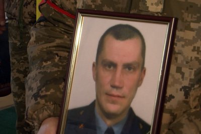 У Луцьку попрощалися з загиблим на Харківщині військовим Олександром Сідорським У Луцьку попрощалися з загиблим на Харківщині військовим Олександром Сідорським