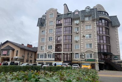 У Бучі та Ворзелі відновили два будинки, пошкодженні російськими снарядами У Бучі та Ворзелі відновили два будинки, пошкодженні російськими снарядами