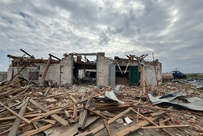 Вибухи у Коротичі під Харковом: у ДСНС повідомили, де були влучання Вибухи у Коротичі під Харковом: у ДСНС повідомили, де були влучання