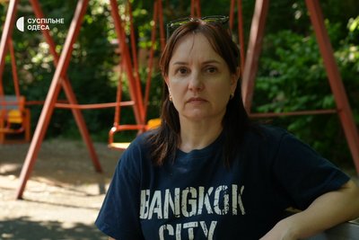 "Я просто хочу спокійно випити каву в себе вдома": історія жінки, яка виїхала з Херсона через окупацію "Я просто хочу спокійно випити каву в себе вдома": історія жінки, яка виїхала з Херсона через окупацію