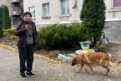 "Він нас називає сепаратистами", "а вони мене - Гітлером": на Рівненщині конфліктують переселенці та адміністрація "Він нас називає сепаратистами", "а вони мене - Гітлером": на Рівненщині конфліктують переселенці та адміністрація