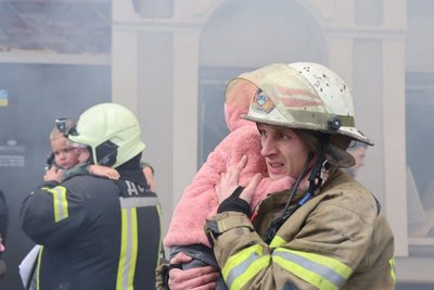 Удар по дитсадку в Харкові: що міський голова розповів про стан дітей і ступінь руйнувань Удар по дитсадку в Харкові: що міський голова розповів про стан дітей і ступінь руйнувань
