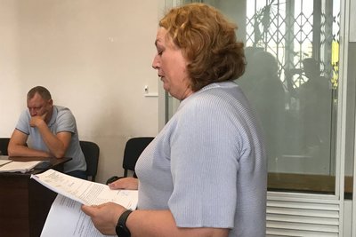 У Житомирі суд продовжує розглядати справу вчительки ліцею, яку обвинувачують у виправдовуванні агресії РФ У Житомирі суд продовжує розглядати справу вчительки ліцею, яку обвинувачують у виправдовуванні агресії РФ