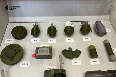 "Побачили щось підозріле – повідомте про це": в Одесі провели заняття з мінної безпеки для школярів "Побачили щось підозріле – повідомте про це": в Одесі провели заняття з мінної безпеки для школярів