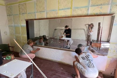 Щедрували, щоб було тепло: у селі на Вінниччині облаштували приміщення для занять хореографією Щедрували, щоб було тепло: у селі на Вінниччині облаштували приміщення для занять хореографією
