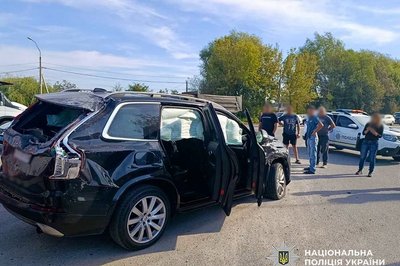 Смертельна ДТП на Житомирщині: водія легковика, який зіткнувся з автобусом, відправили під домашній арешт Смертельна ДТП на Житомирщині: водія легковика, який зіткнувся з автобусом, відправили під домашній арешт