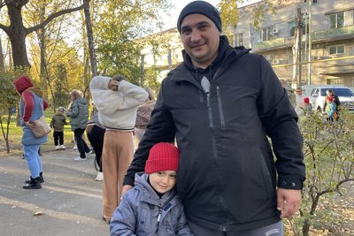 Чотирилапі терапевти: як собаки допомагають маленьким пацієнтам миколаївської лікарні Чотирилапі терапевти: як собаки допомагають маленьким пацієнтам миколаївської лікарні