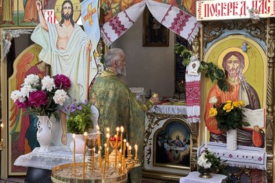 День Святої Трійці, Свято-Троїцький храм ПЦУ, Ужгород День Святої Трійці, Свято-Троїцький храм ПЦУ, Ужгород