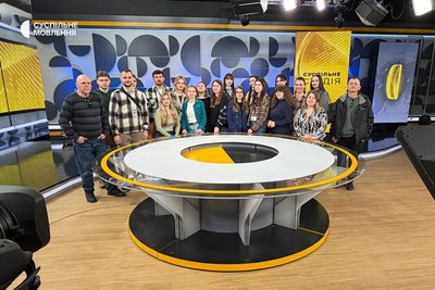 Історії з громад та зйомки без оператора: тренінг для гіперлокальних кореспондентів Суспільного Історії з громад та зйомки без оператора: тренінг для гіперлокальних кореспондентів Суспільного