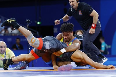 Жан Беленюк поступився у півфіналі Олімпіади-2024 і змагатиметься за "бронзу" з греко-римської боротьби