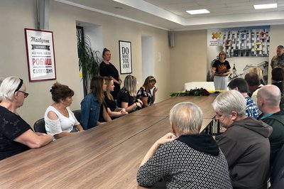 В Житомирі родинам полеглих захисників передали відомчі нагороди воїнів В Житомирі родинам полеглих захисників передали відомчі нагороди воїнів