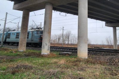 Призупинене будівництво шляхопроводу поблизу Чуднова на Житомирщині: що кажуть люди Призупинене будівництво шляхопроводу поблизу Чуднова на Житомирщині: що кажуть люди