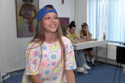 Вокалістка 3ʼbeauties Влада Волинець Вокалістка 3ʼbeauties Влада Волинець