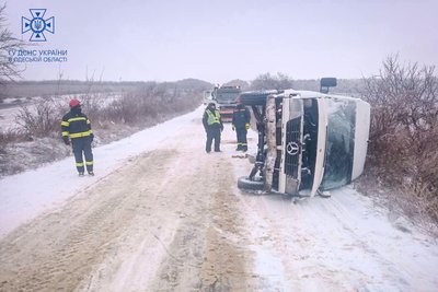 Автомобіль перекинувся на Одещині