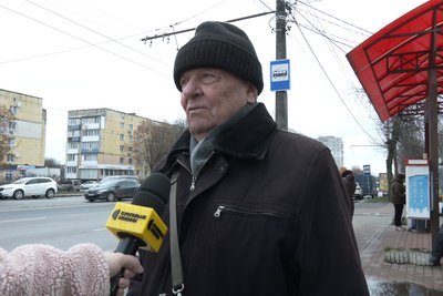 У Житомирі пасажири маршруту №33 скаржаться на якість перевезень: що каже перевізник та міська рада У Житомирі пасажири маршруту №33 скаржаться на якість перевезень: що каже перевізник та міська рада