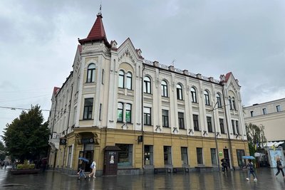 Історія вулиці Михайлівської у Житомирі: минуле та сучасне, спільне і відмінне Історія вулиці Михайлівської у Житомирі: минуле та сучасне, спільне і відмінне