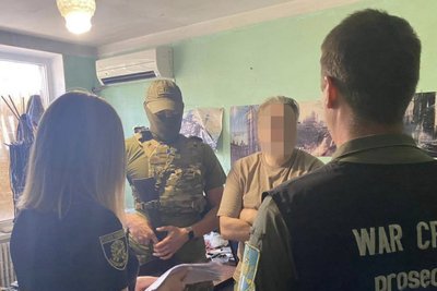 48-річного чоловіка та трьох жінок підозрюють у допомозі окупантам на Куп'янщині