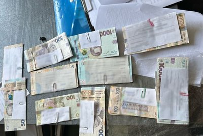 В Коростені директору автошколи повідомили про підозру у вимаганні хабаря за складання іспиту В Коростені директору автошколи повідомили про підозру у вимаганні хабаря за складання іспиту