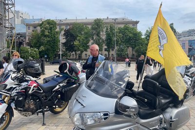 У Києві фінішував "Мотопробіг єдності полонених Маріупольського гарнізону" У Києві фінішував "Мотопробіг єдності полонених Маріупольського гарнізону"