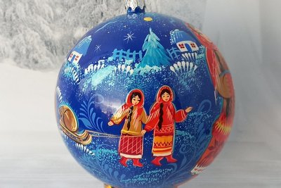 З пташками, орнаментом або з мотивами українського села. Майстриня з Дніпра власноруч виготовляє іграшки на ялинку З пташками, орнаментом або з мотивами українського села. Майстриня з Дніпра власноруч виготовляє іграшки на ялинку
