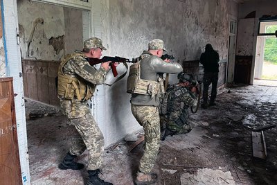 На Волині інструктор з США тренує прикордонників за стандартами НАТО На Волині інструктор з США тренує прикордонників за стандартами НАТО