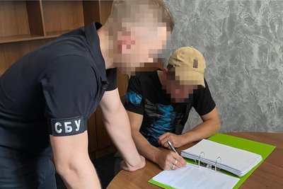 СБУ викрила на Житомирщині ще трьох агітаторів, які заперечували збройну агресію РФ проти України СБУ викрила на Житомирщині ще трьох агітаторів, які заперечували збройну агресію РФ проти України
