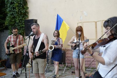 Невеличкі концерти та збір коштів для ЗСУ: як у Харкові пройшов День музики Невеличкі концерти та збір коштів для ЗСУ: як у Харкові пройшов День музики