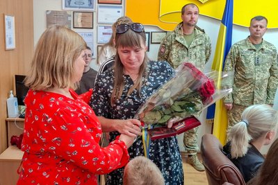 У Житомирі родинам загиблих військових передали державні нагороди У Житомирі родинам загиблих військових передали державні нагороди