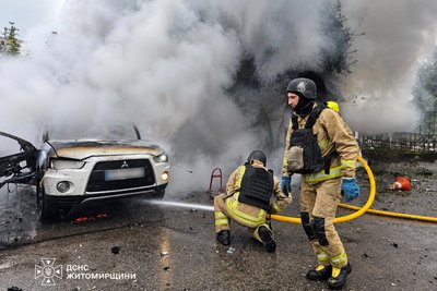 Російські війська атакували дронами АЗС на Житомирщині: є загиблі Російські війська атакували дронами АЗС на Житомирщині: є загиблі