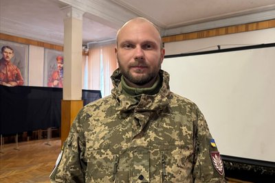 На Житомирщині курсантів військового центру навчатимуть за допомогою віртуальної реальності (VR) На Житомирщині курсантів військового центру навчатимуть за допомогою віртуальної реальності (VR)
