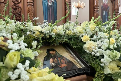 Ікона Іоанна Шанхайського на відкритті храму Миколая Чудотворця Мирлікійського у Ков'ягах, Харківська область, 2 липня 2025 року Ікона Іоанна Шанхайського на відкритті храму Миколая Чудотворця Мирлікійського у Ков'ягах, Харківська область, 2 липня 2025 року