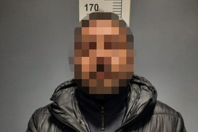 Поранив перехожу: у Києві чоловік стріляв через неправильно припарковане авто Поранив перехожу: у Києві чоловік стріляв через неправильно припарковане авто