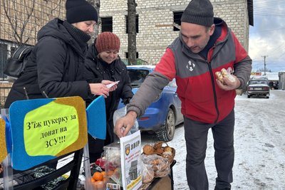 "Цукерка за донат на ЗСУ": на Вінниччині відбулася щотижнева благодійна акція "Цукерка за донат на ЗСУ": на Вінниччині відбулася щотижнева благодійна акція